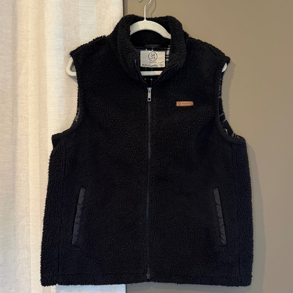 SAGE Collective Women's Black Sherpa Vest Plaid Fleece Lining, Size Large